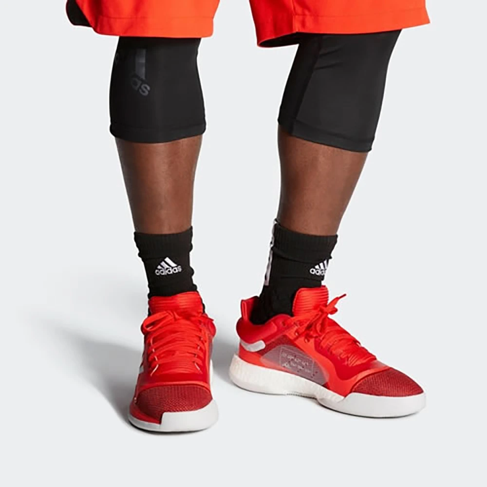 Баскетбольные кроссовки adidas Marquee Boost Low мужские, красные, Размер: 44⅔ | Китай.рф
