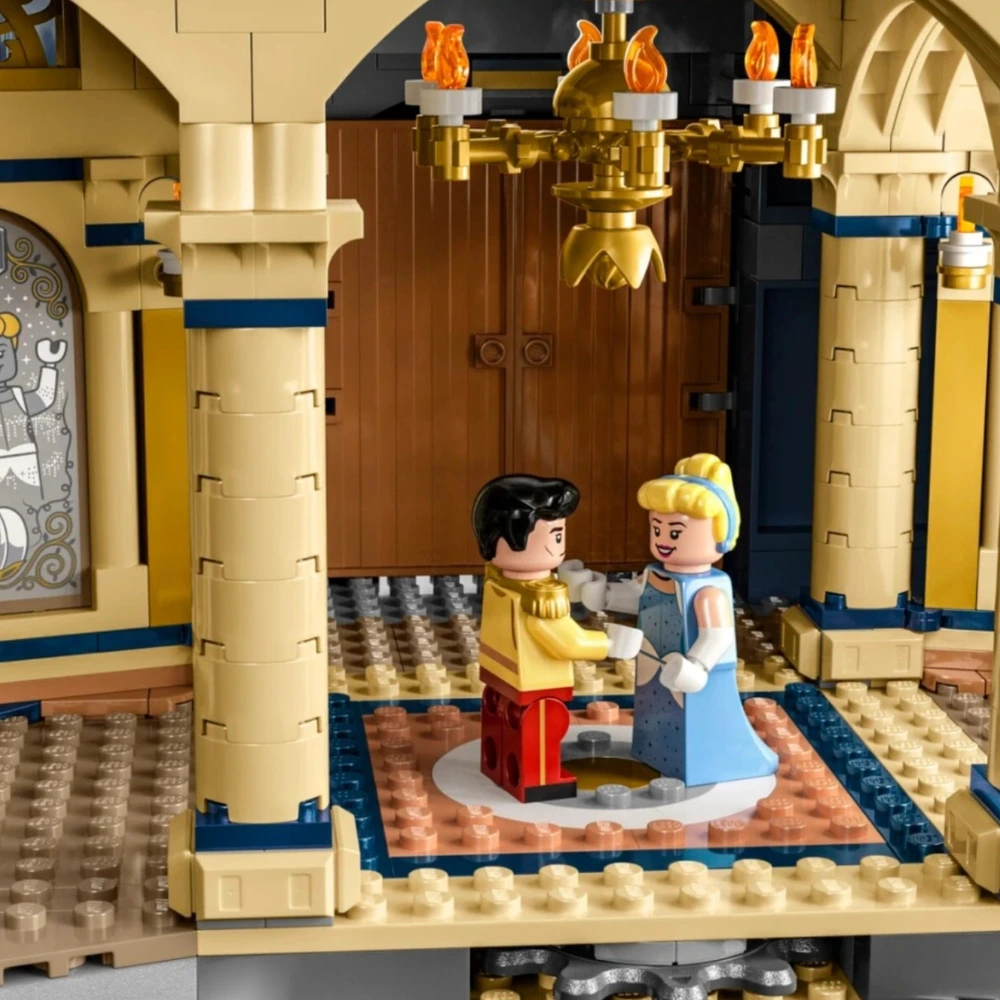 LEGO x Disney Конструктор 'Диснеевский замок', 43222, Название продукта: Замок Диснея (издание 2023 г.), Подарочная упаковка: Нет подарочной коробки, Внешний вид: Для себя — не вскрытый, с помятостями/трещинами/повреждениями кожи/потертостями | Китай.рф