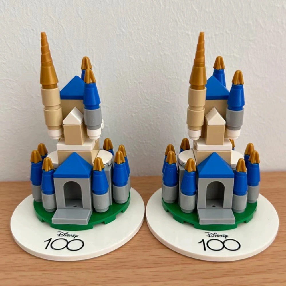 LEGO: набор 'Дисней 100 лет', мини-замок, 60 деталей, эксклюзивная подставка, Название продукта: Мини-замок Disney, сборка (официальная упаковка — прозрачный запечатанный пакет) | Китай.рф