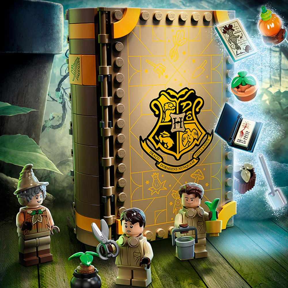 Конструктор LEGO Harry Potter 'Урок травологии в Хогвартсе', 233 детали, Название продукта: Класс гербологии Хогвартса | Китай.рф