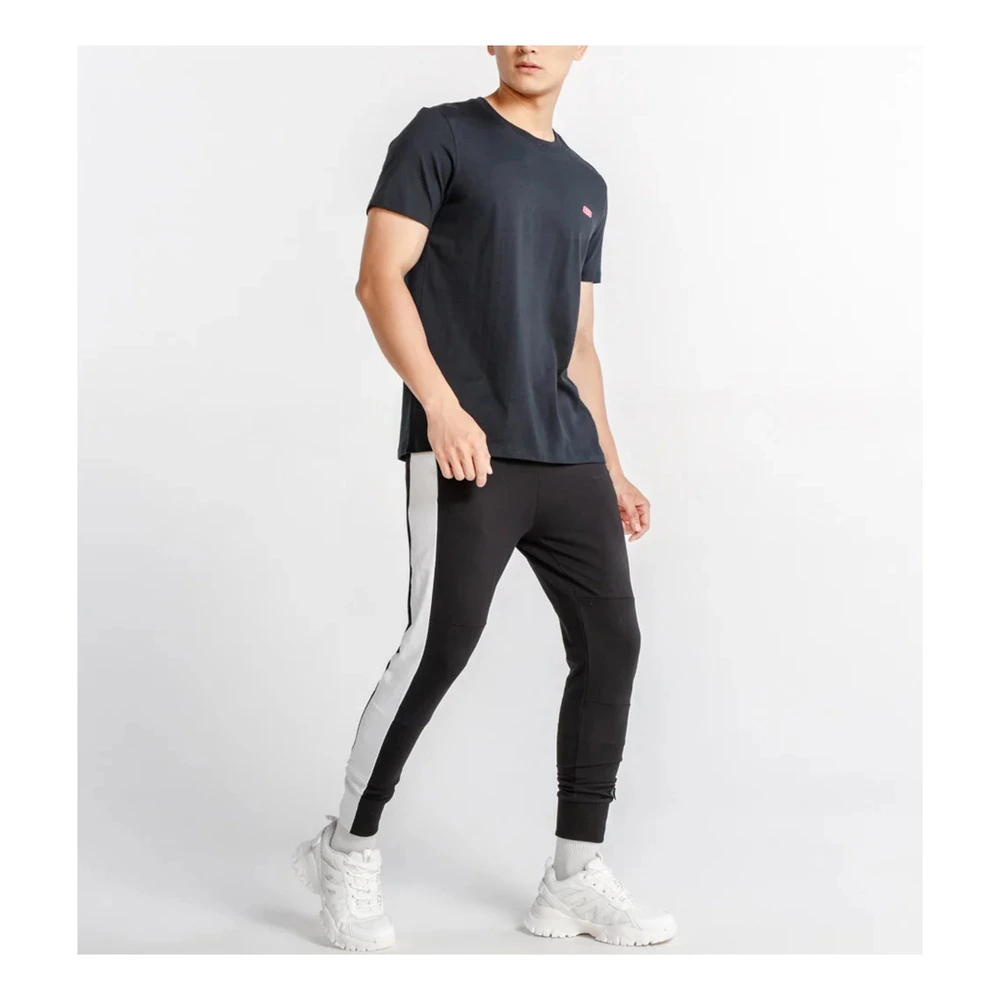 Футболка Skechers Adapt Drirelease Grit мужская однотонная спортивная с круглым вырезом, Цвет: черный, Размер: S | Китай.рф