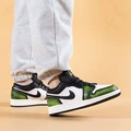 Air Jordan 1 Low SE Бело-зеленые Баскетбольные Кроссовки, Размер: 35.5 | Китай.рф