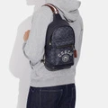 COACH поясная сумка West 20 Varsity из денима и белого цвета, Характеристики: Базовая комплектация (сумка + пыльник) | Китай.рф