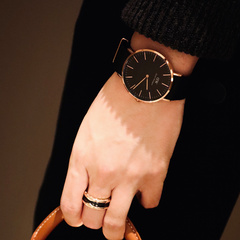 Daniel Wellington: Мужские часы с черным циферблатом и нейлоновым ремешком, Цвет циферблата: Черный циферблат – черный ремешок в оправе из розового золота, Подарочная упаковка: Новая подарочная коробка Zhenlan ограниченного выпуска. | Китай.рф