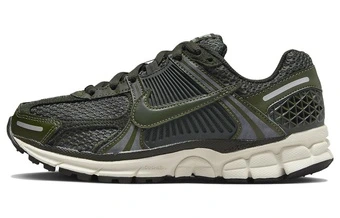 Кроссовки Nike Air Zoom Vomero 5 женские черно-зеленые | Китай.рф