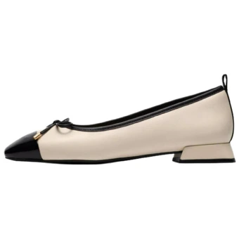 Женские повседневные туфли Clarks Ubree15 Poppy из кожи, кремовый цвет, каблук 1.5 см | Китай.рф