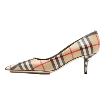 Туфли на каблуках Burberry женские из телячьей кожи с острым носом бежевые 5.5 см | Китай.рф